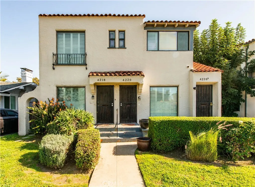 4218 S Harvard, Los Angeles, California 90062 home-pic-1