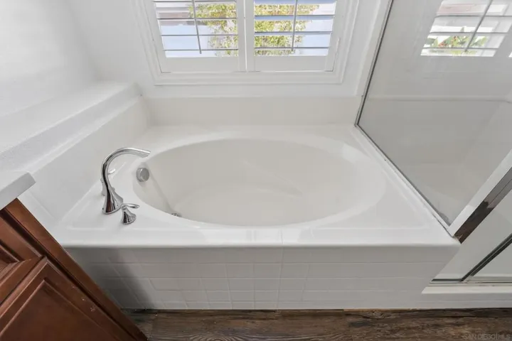 Bathtub in primary bathroom