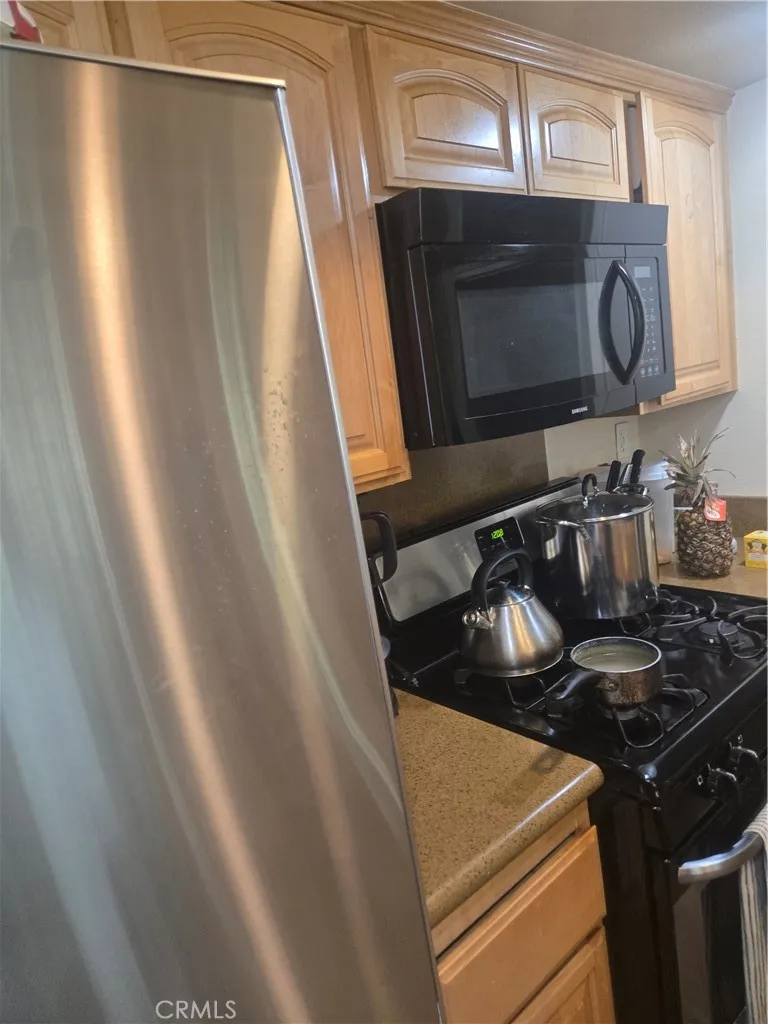 2260 N Towne, Pomona, California 91767 home-pic-18