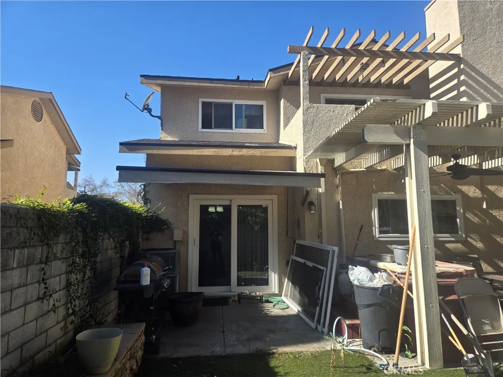 2260 N Towne, Pomona, California 91767 home-pic-12