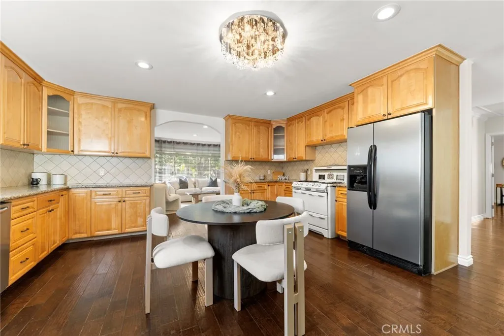 13951 Addison, Sherman Oaks, California 91423 home-pic-14
