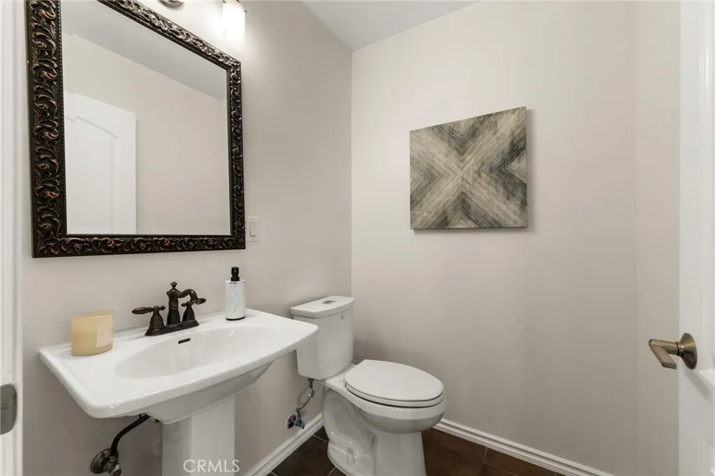 13951 Addison, Sherman Oaks, California 91423 home-pic-34