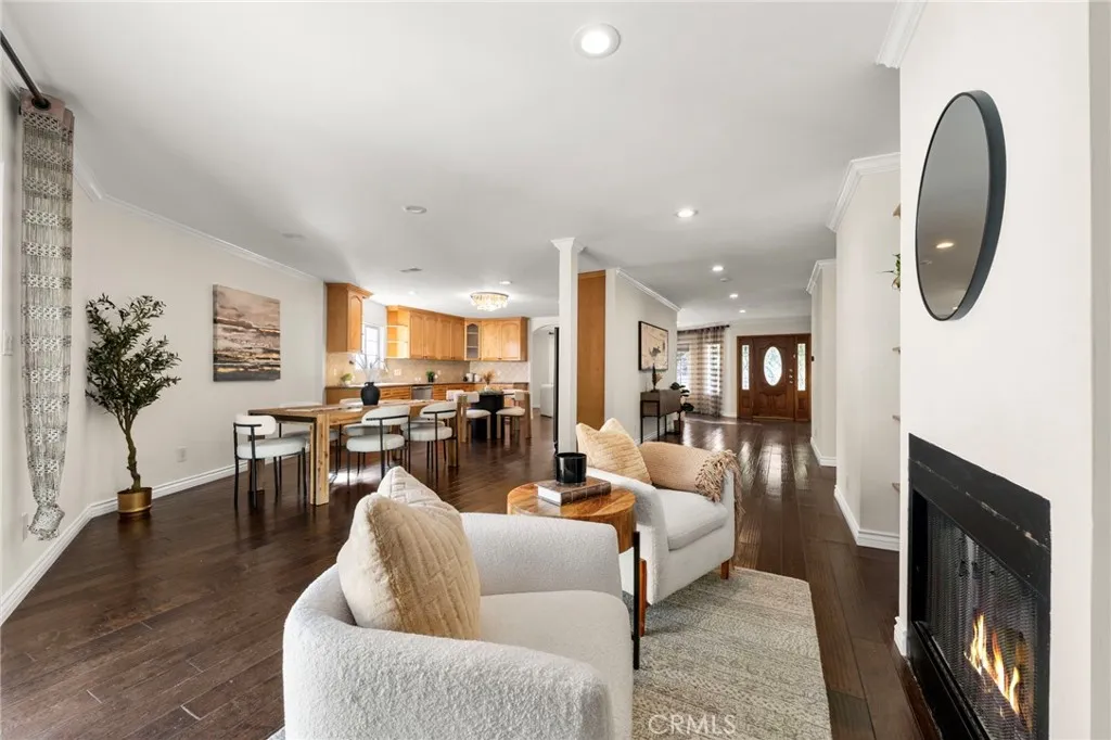 13951 Addison, Sherman Oaks, California 91423 home-pic-9