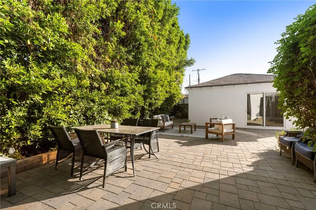 13951 Addison, Sherman Oaks, California 91423 home-pic-38