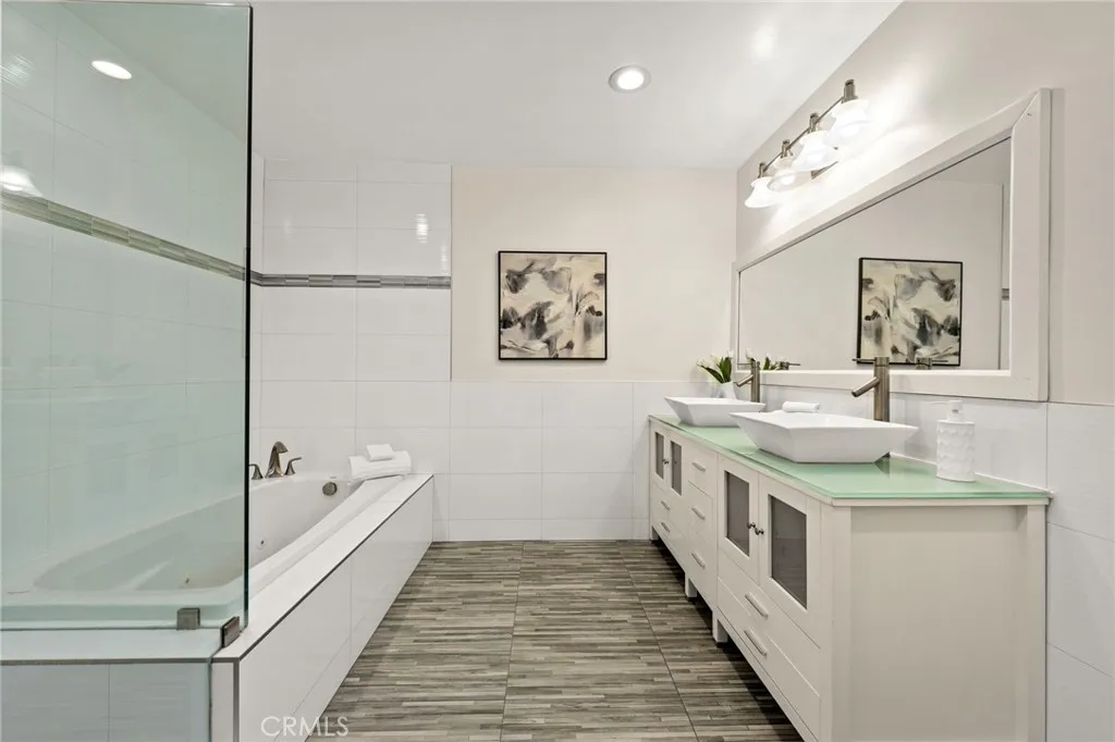 13951 Addison, Sherman Oaks, California 91423 home-pic-24