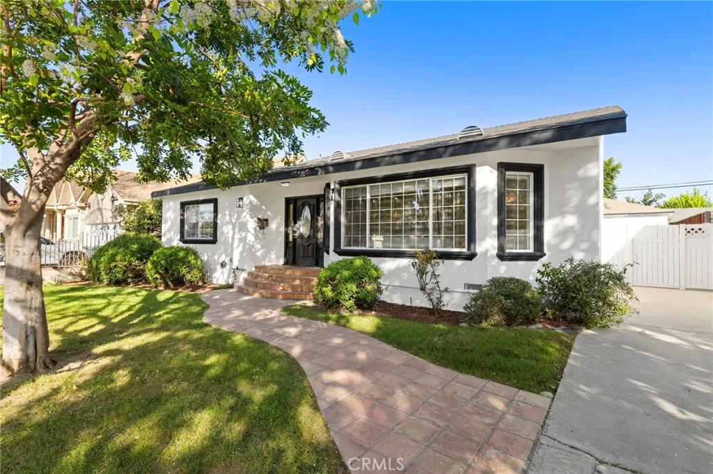 13951 Addison, Sherman Oaks, California 91423 home-pic-1