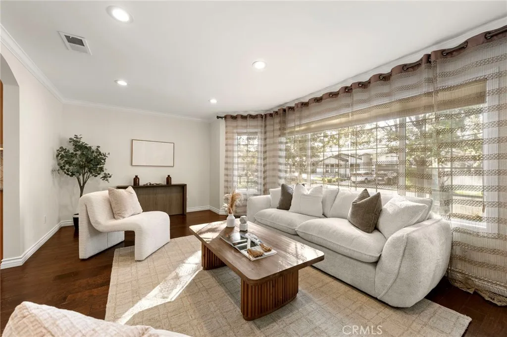 13951 Addison, Sherman Oaks, California 91423 home-pic-7