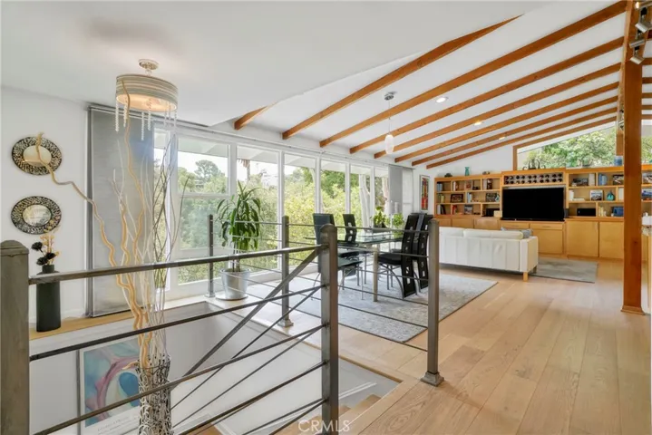 3839 Davana Road, Sherman Oaks, California 91423