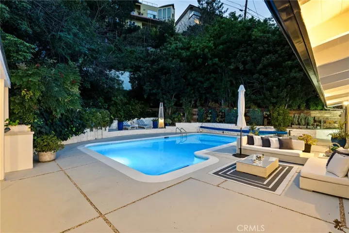 3839 Davana Road, Sherman Oaks, California 91423