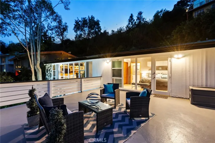 3839 Davana Road, Sherman Oaks, California 91423