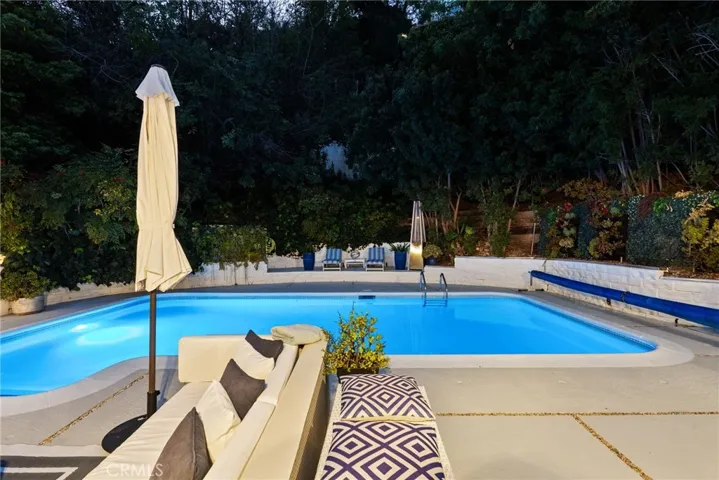 3839 Davana Road, Sherman Oaks, California 91423