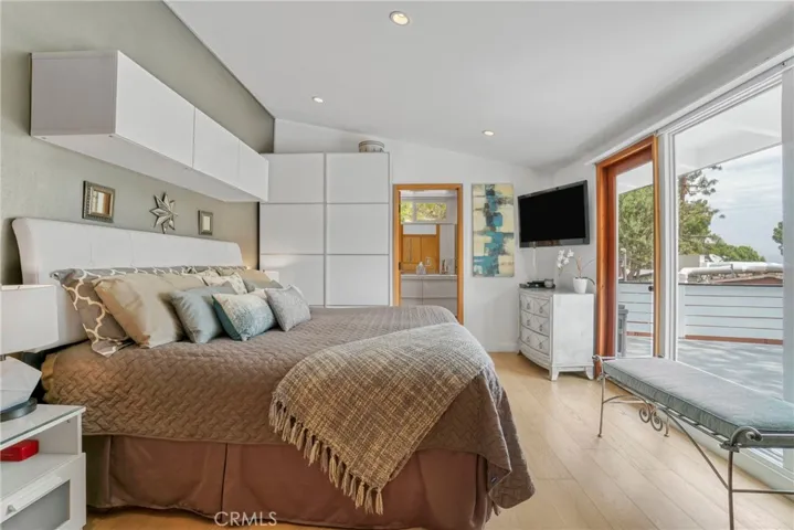 3839 Davana Road, Sherman Oaks, California 91423