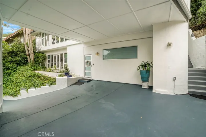3839 Davana Road, Sherman Oaks, California 91423