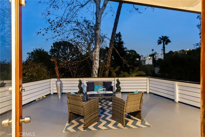 3839 Davana Road, Sherman Oaks, California 91423