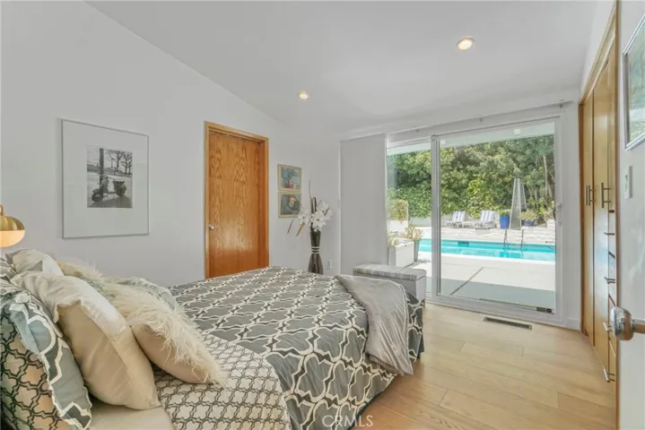 3839 Davana Road, Sherman Oaks, California 91423