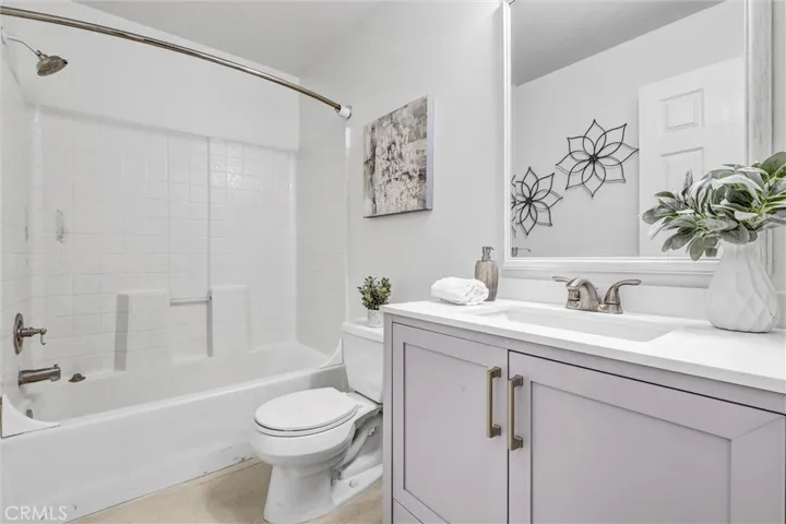 91 Tierra Plano, Rancho Santa Margarita, California 92688