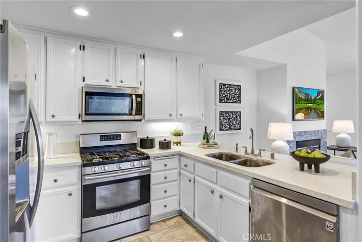 91 Tierra Plano, Rancho Santa Margarita, California 92688