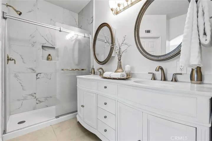 91 Tierra Plano, Rancho Santa Margarita, California 92688