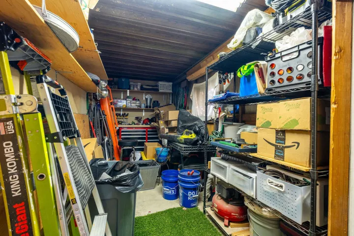Oversized workshop/shed