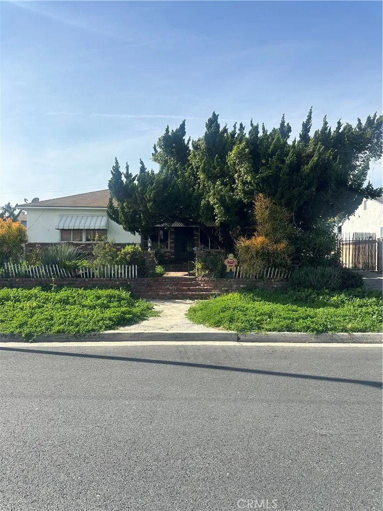 11231 Inez Street, Whittier, California 90605 home-pic-1