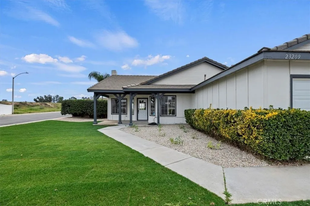 23209 Norrisgrove, Perris, California 92570 home-pic-7