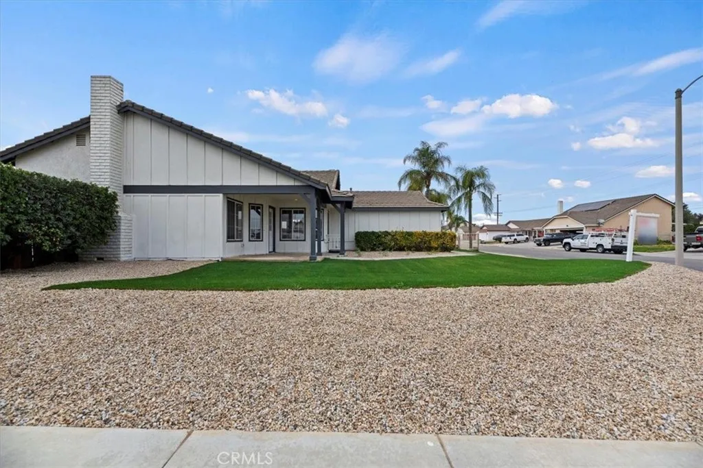 23209 Norrisgrove, Perris, California 92570 home-pic-6