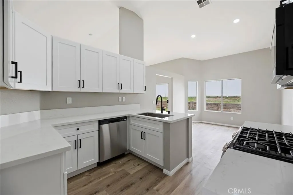 23209 Norrisgrove, Perris, California 92570 home-pic-18