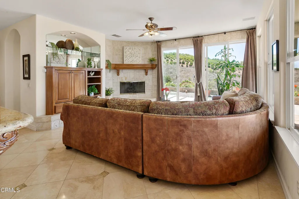 12127 Presilla Road, Camarillo, California 93012 home-pic-37