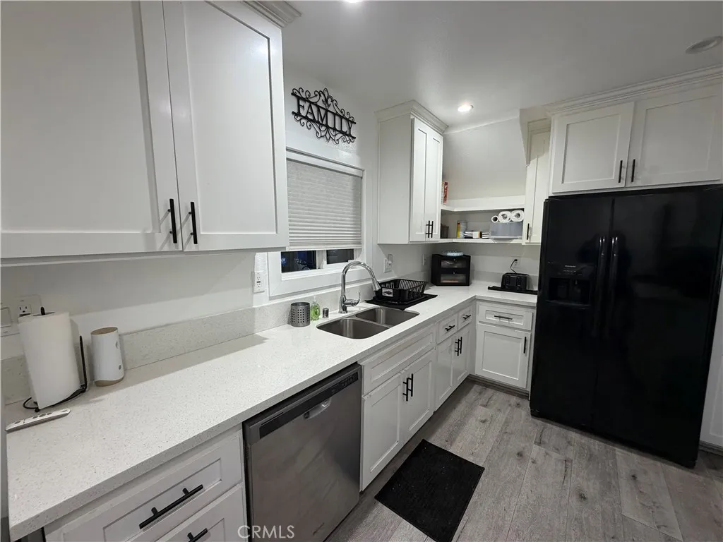 4622 W 156th, Lawndale, California 90260 home-pic-4