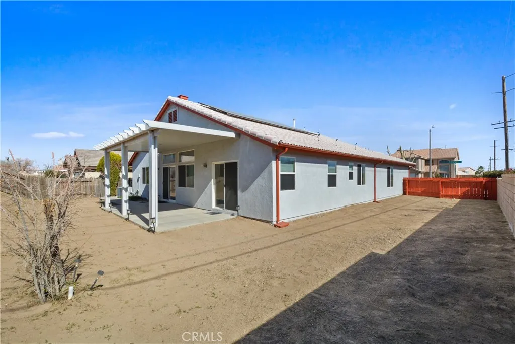 8910 Newcastle, Hesperia, California 92344 home-pic-24