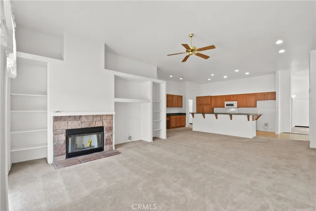 8910 Newcastle, Hesperia, California 92344 home-pic-7