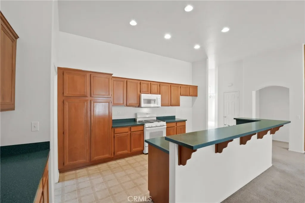 8910 Newcastle, Hesperia, California 92344 home-pic-10