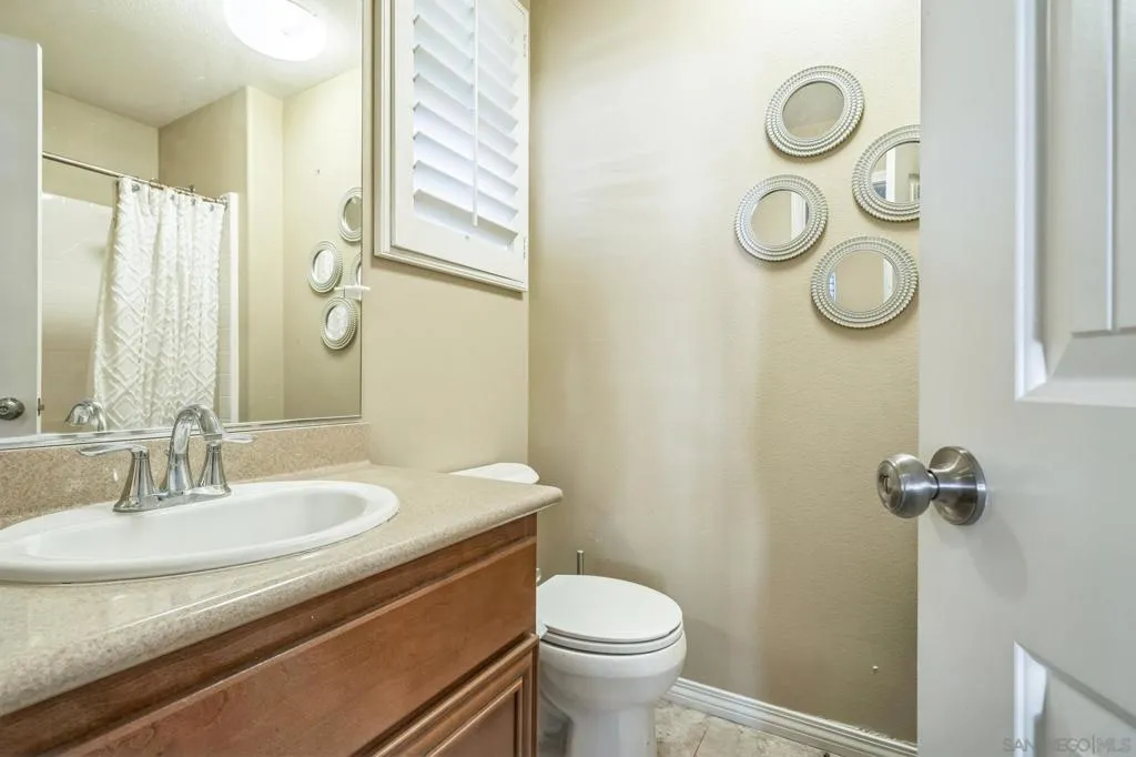 3152 Beven Dr, Escondido, California 92027 home-pic-25