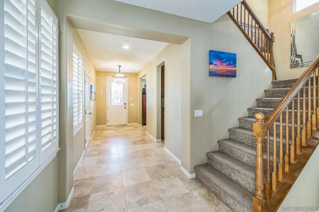 3152 Beven Dr, Escondido, California 92027 home-pic-5
