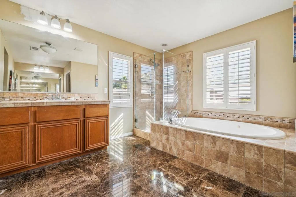 3152 Beven Dr, Escondido, California 92027 home-pic-18