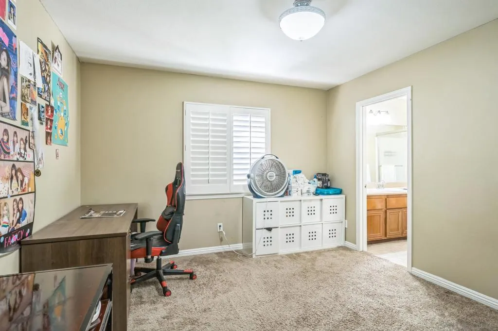 3152 Beven Dr, Escondido, California 92027 home-pic-24