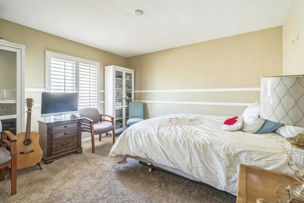 3152 Beven Dr, Escondido, California 92027 home-pic-22
