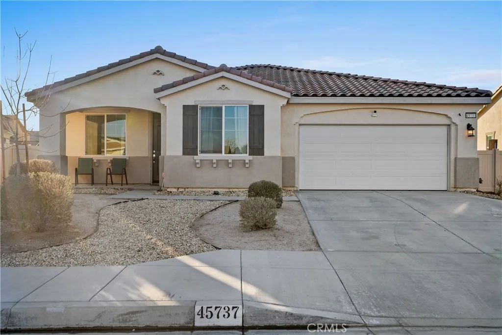 45737 Chama Drive, Lancaster, California 93535 home-pic-1