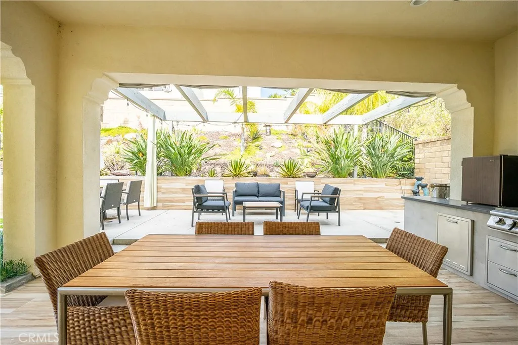 20523 Stella, Saugus, California 91350 home-pic-17