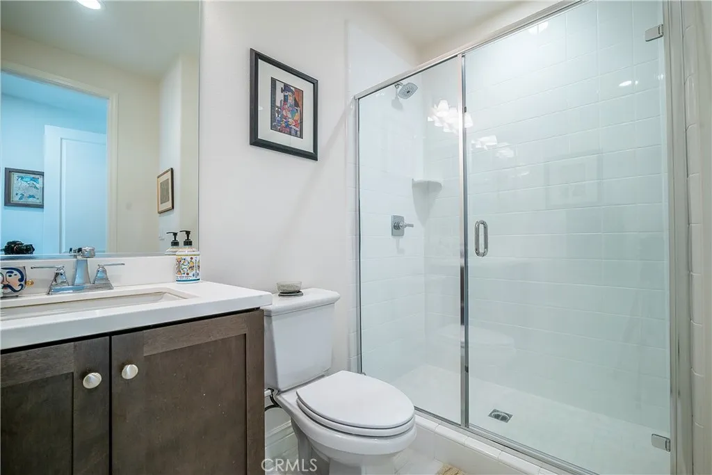 20523 Stella, Saugus, California 91350 home-pic-8