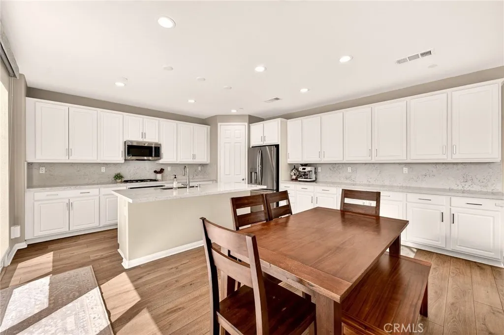 32071 Radiant Dr., Temecula, California 92591 home-pic-17