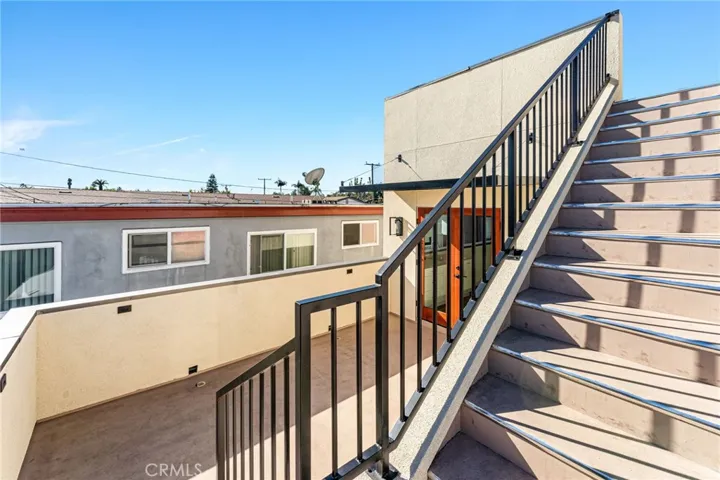 2430 E 7th Street, Long Beach, California 90804