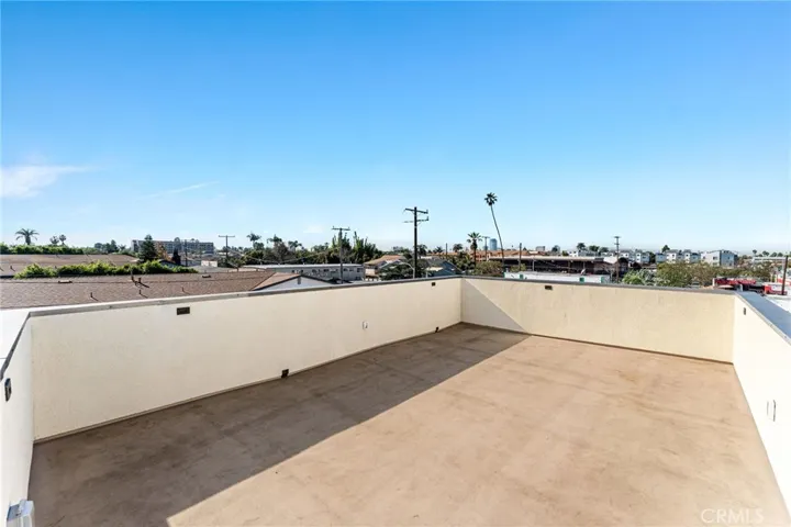 Roof top deck