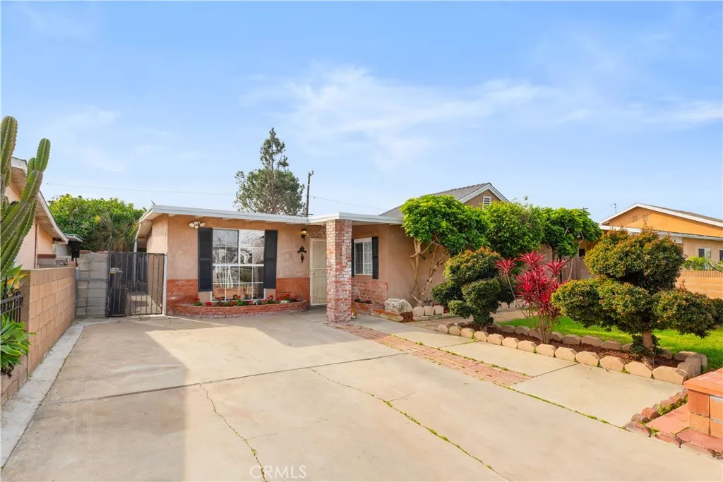 208 W 234th, Carson, California 90745 home-pic-0