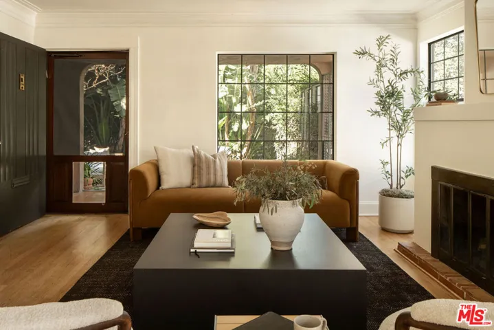 1518 N Stanley Avenue, Los Angeles, California 90046