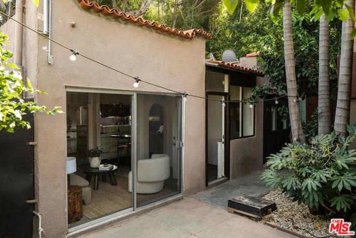 1518 N Stanley Avenue, Los Angeles, California 90046