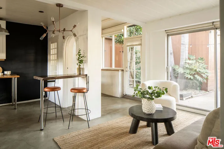 1518 N Stanley Avenue, Los Angeles, California 90046