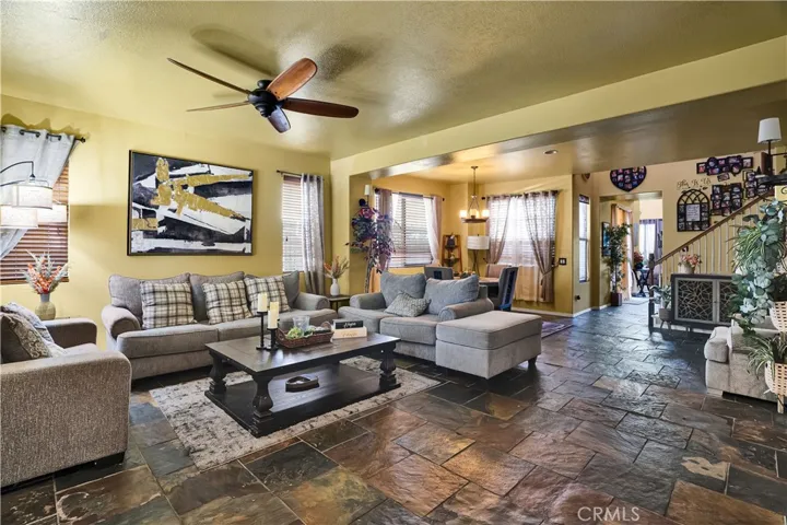 15717 Alia Court, Canyon Country, California 91387