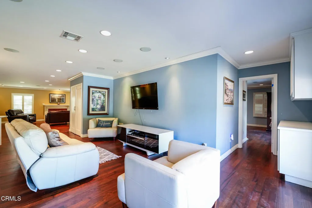 2765 San Pasqual Street, Pasadena, California 91107 home-pic-17