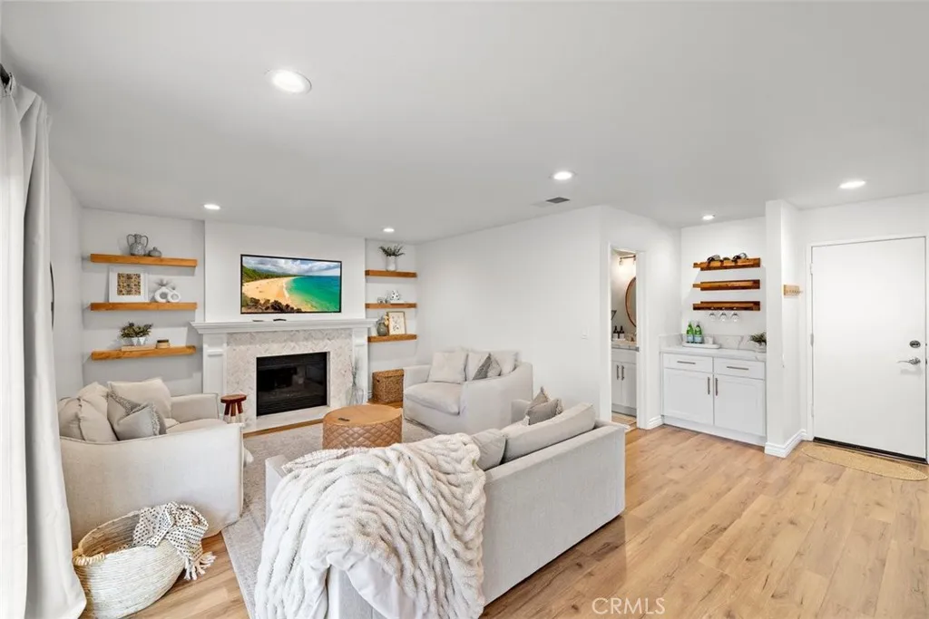 1279 Moss, Upland, California 91784 home-pic-11